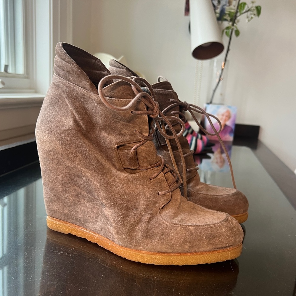 Stuart Weitzman Suede Wedge Heels - Picture 5 of 7